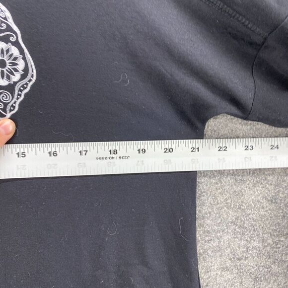 Wound Up Top Women L Large Black Elephant Print Long Sleeve Round Neck Rayon - Picture 6 of 8